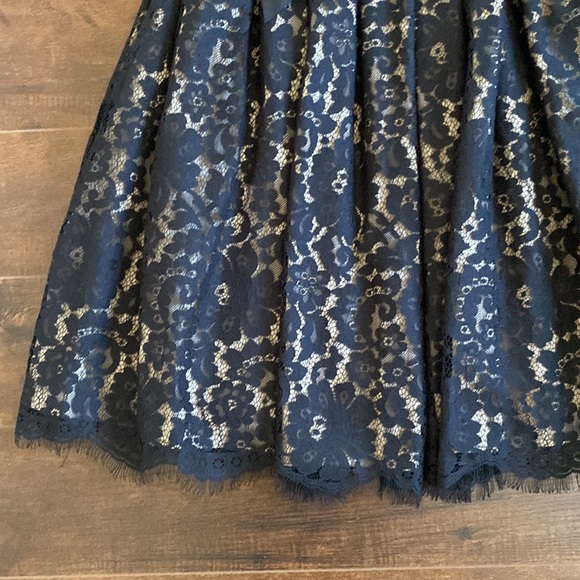 Lace Cocktail Dress - Black - 4 - Neiman Marcus for Target - Robert Rodriguez - Picture 3 of 7
